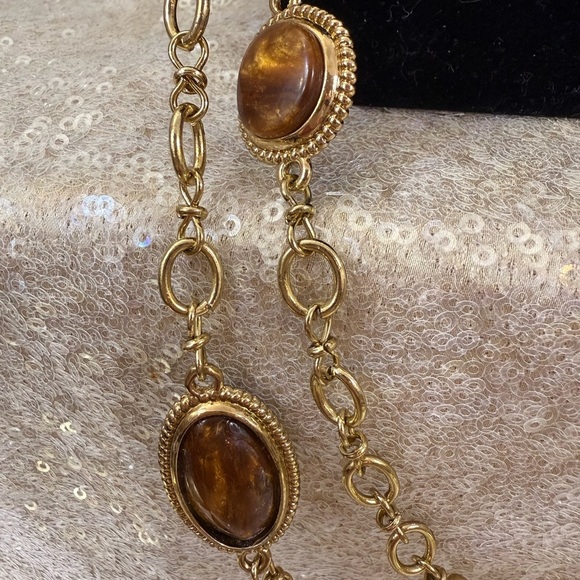 NWT Chico’s Animal double-sided long layering Necklace with earrings - Picture 3 of 11